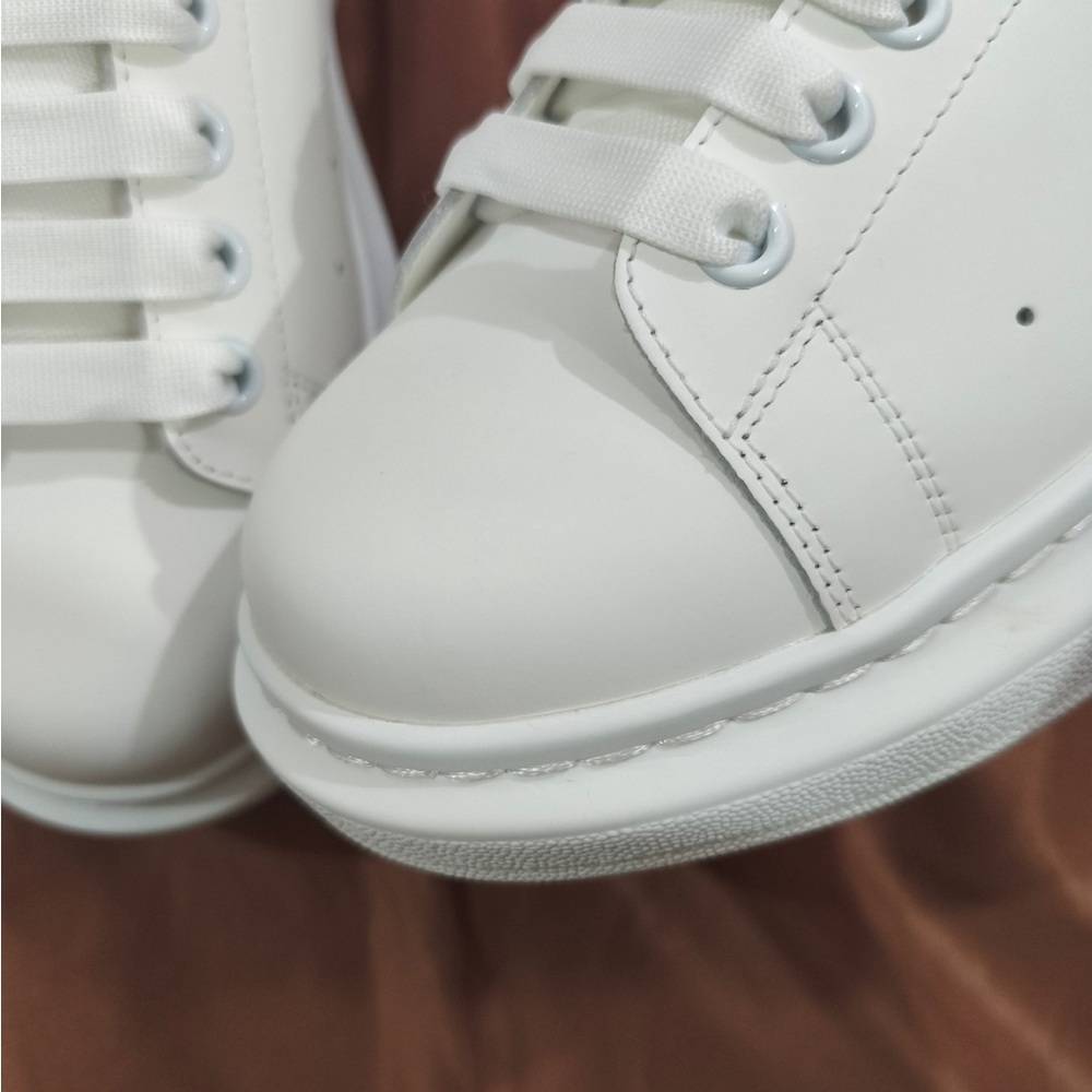 Alexander McQueen White Leather Sneakers with Blue Heel Tab - Picture 5 of 8